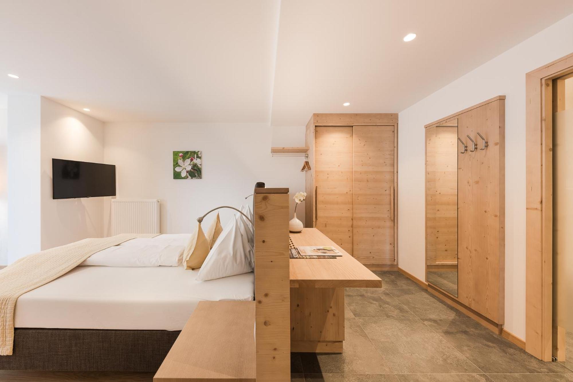 Hotel Kiendl Schenna Rum bild