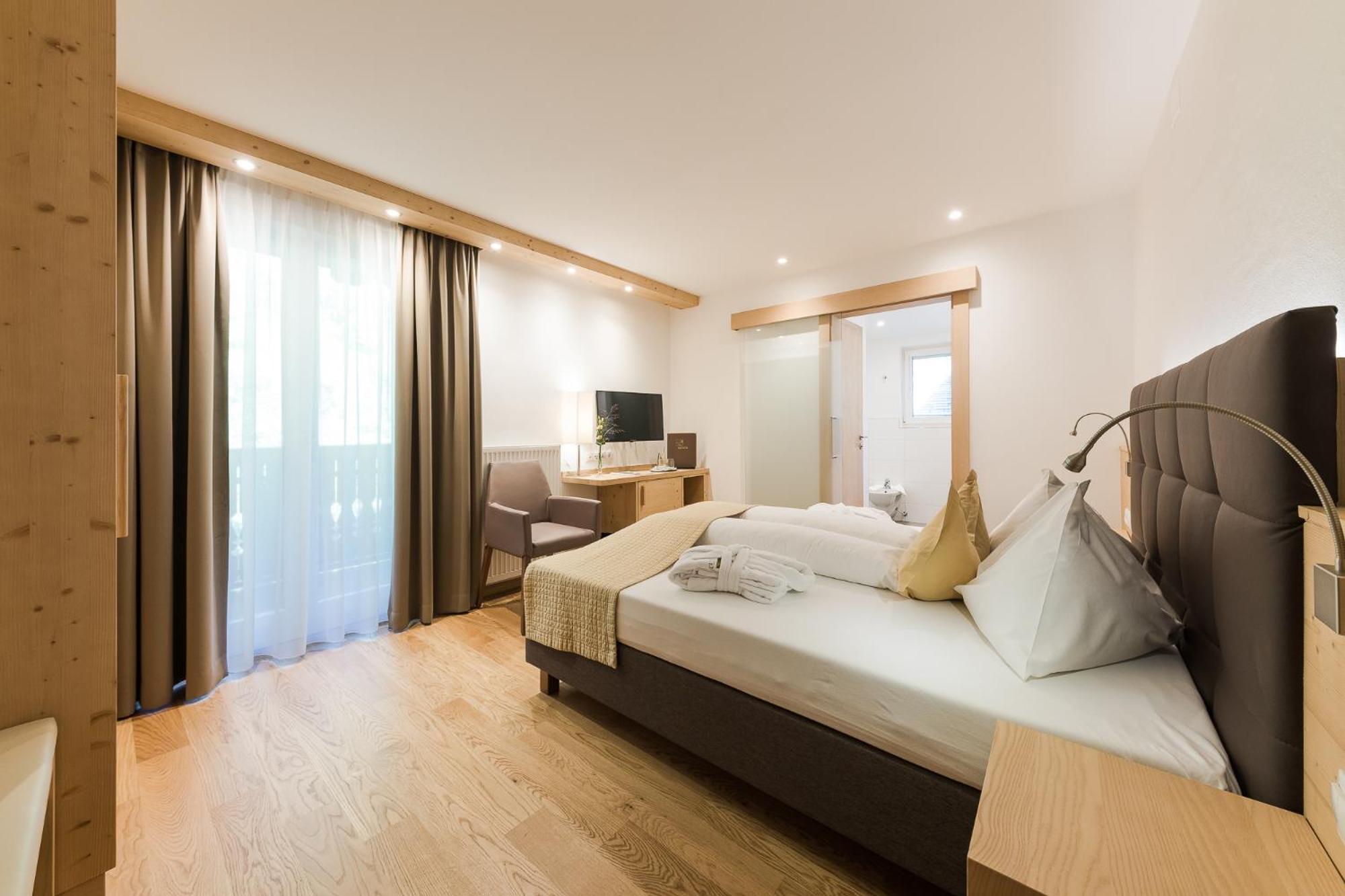 Hotel Kiendl Schenna Rum bild