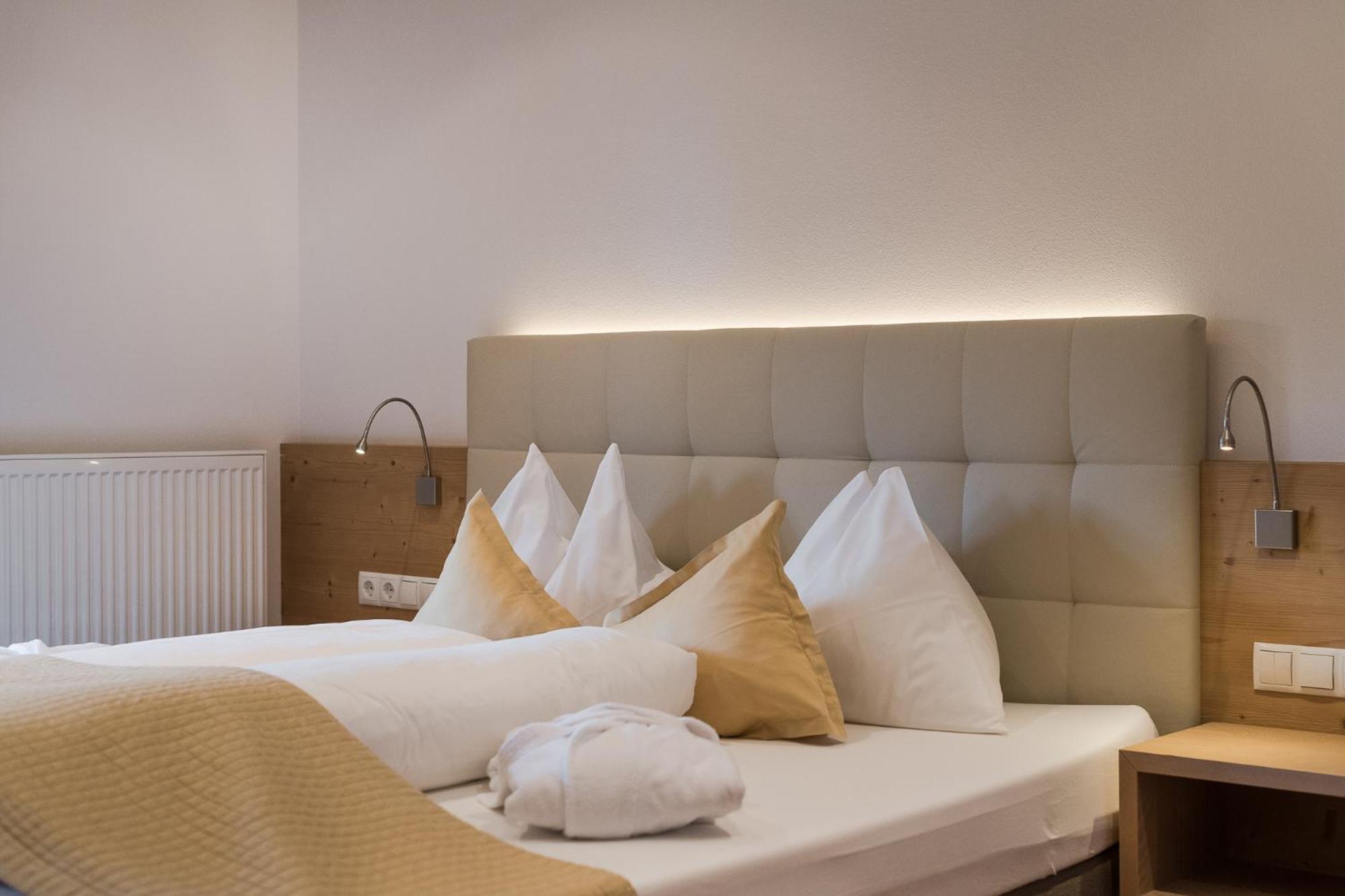 Hotel Kiendl Schenna Rum bild