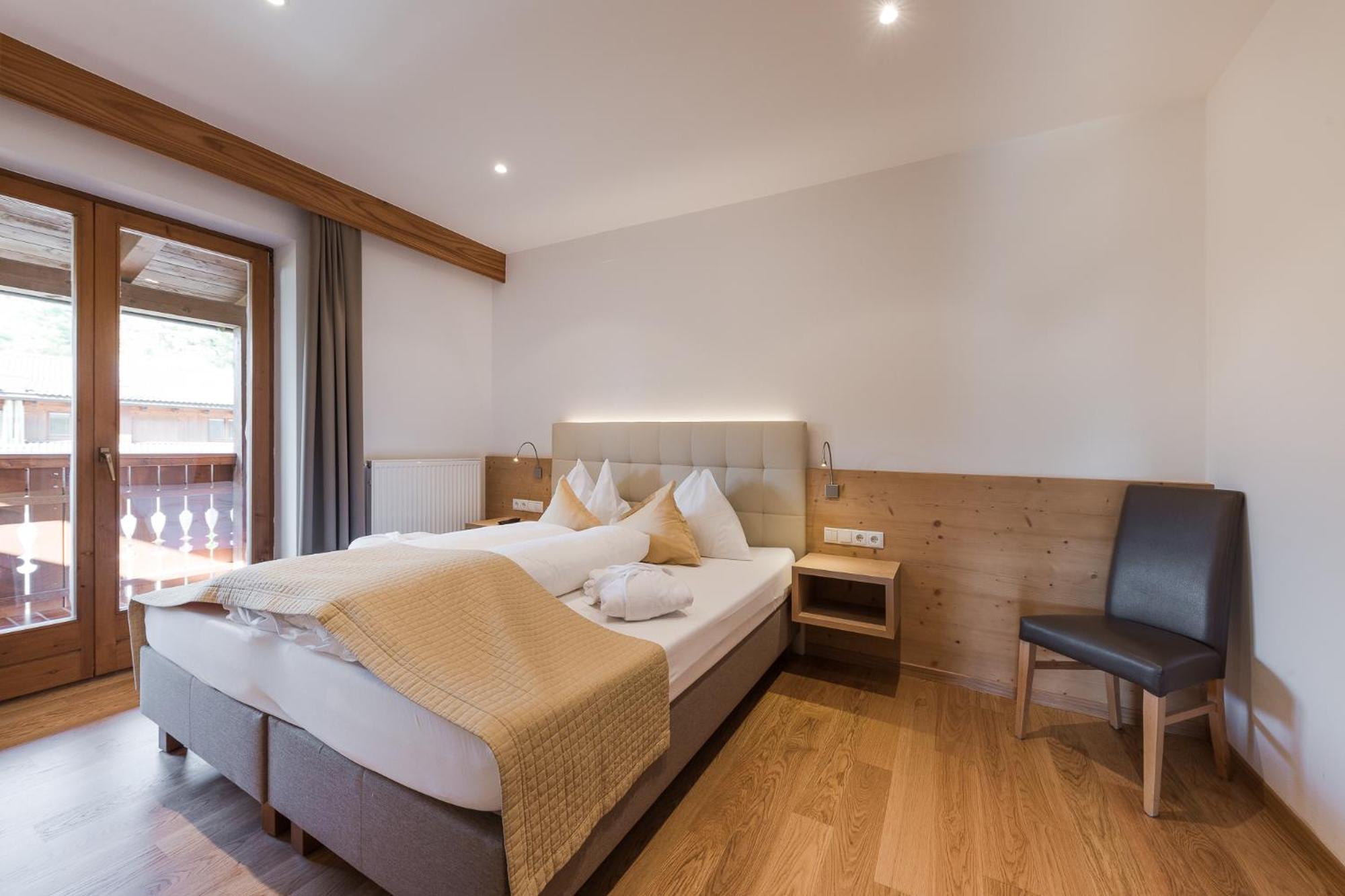 Hotel Kiendl Schenna Rum bild