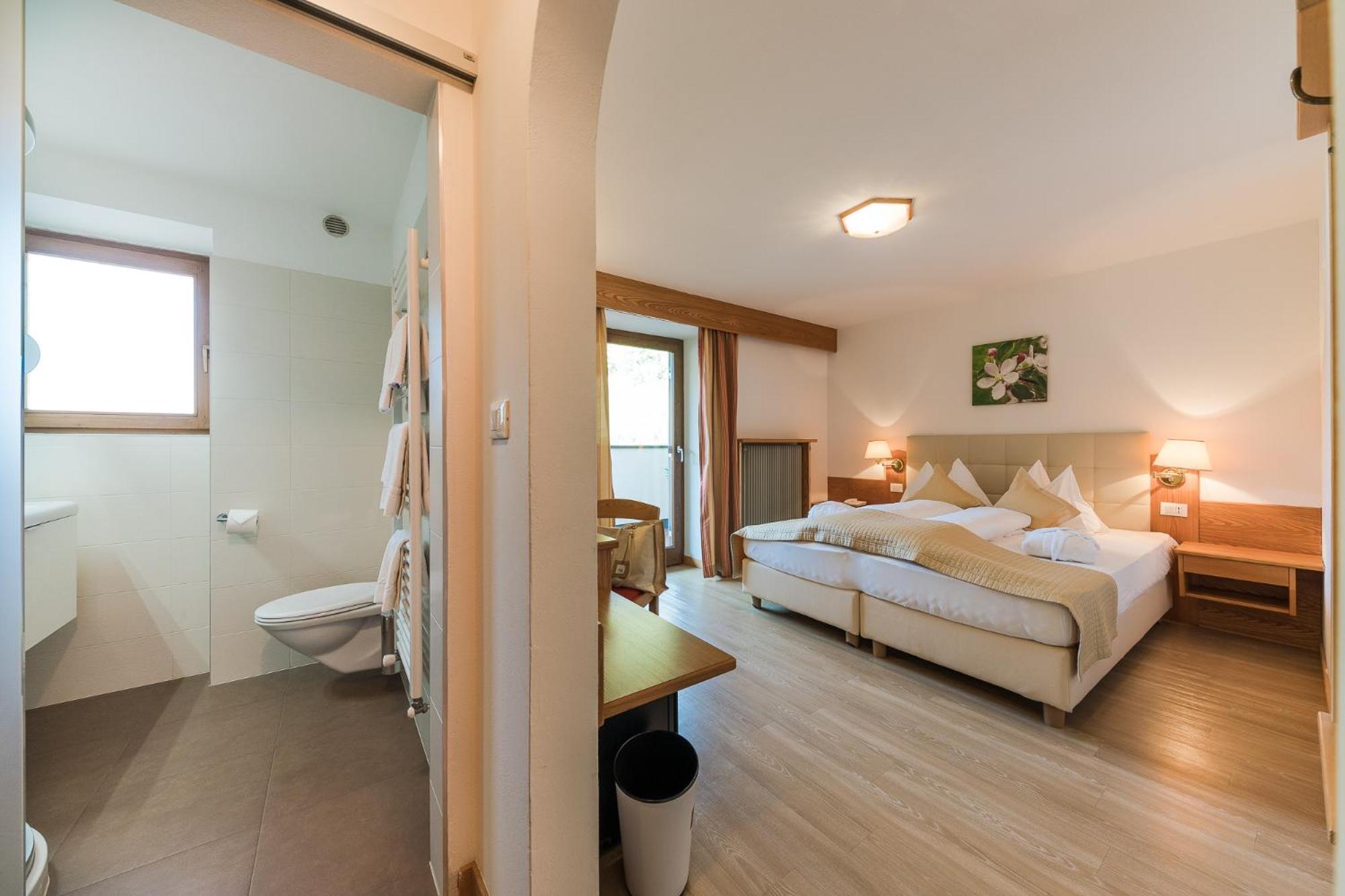 Hotel Kiendl Schenna Rum bild
